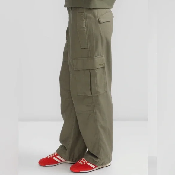 NWT TNA Cargo Pants “New Supply” by Aritzia - GD Light Birch / Off White - Picture 9 of 10